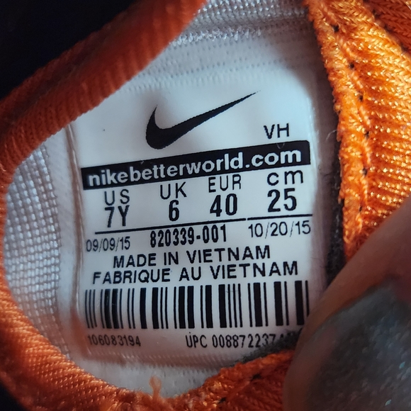 Nike Roshe One Safari, Black/Clay Orange/Summit White, Size: 7Y, 8.5 Women's - Picture 2 of 12